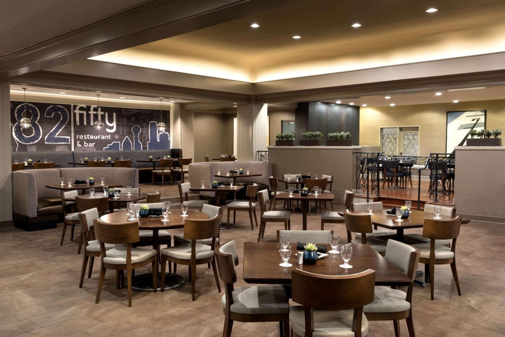 Doubletree By Hilton Hotel Dallas Campbell Centre Exterior foto
