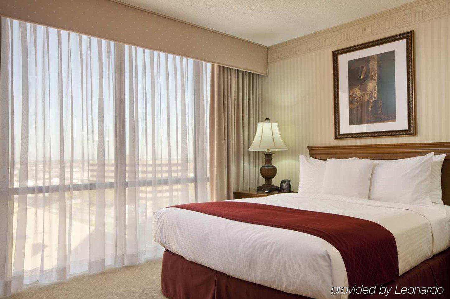 Doubletree By Hilton Hotel Dallas Campbell Centre Habitación foto
